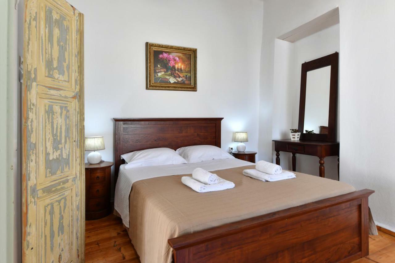 16Thcentury Apartment Parikia  Ngoại thất bức ảnh