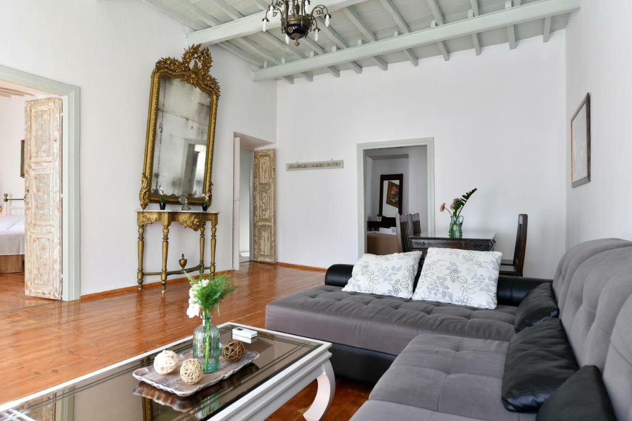 16Thcentury Apartment Parikia  Ngoại thất bức ảnh